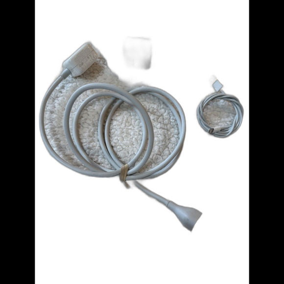 Lot of 2 Genuine Apple 10W USB Power Adapter A1357 - Picture 5 of 5